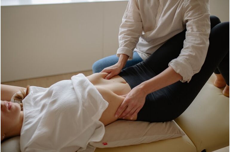 お腹施術